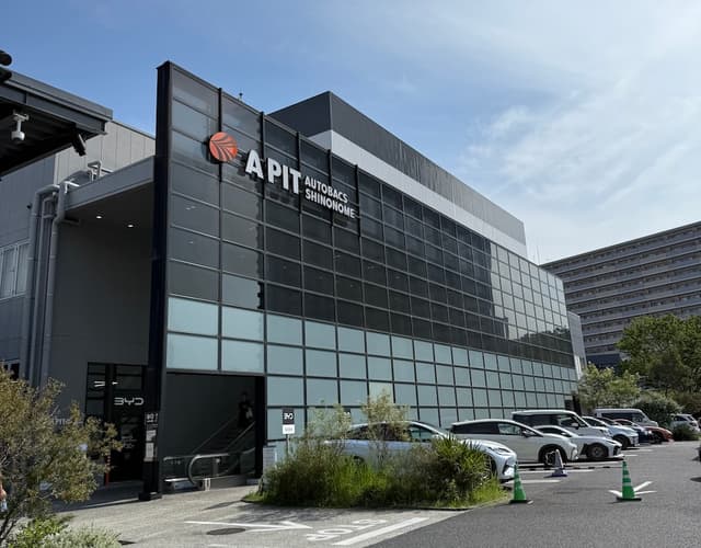 Cover Image for Visiting Super Autobacs and UpGarage in Tokyo